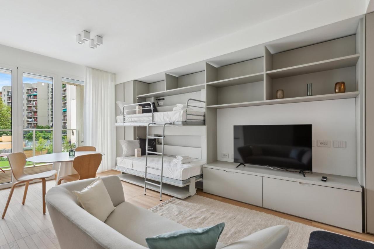 Limehome Milan Via Stresa Zewnętrze zdjęcie