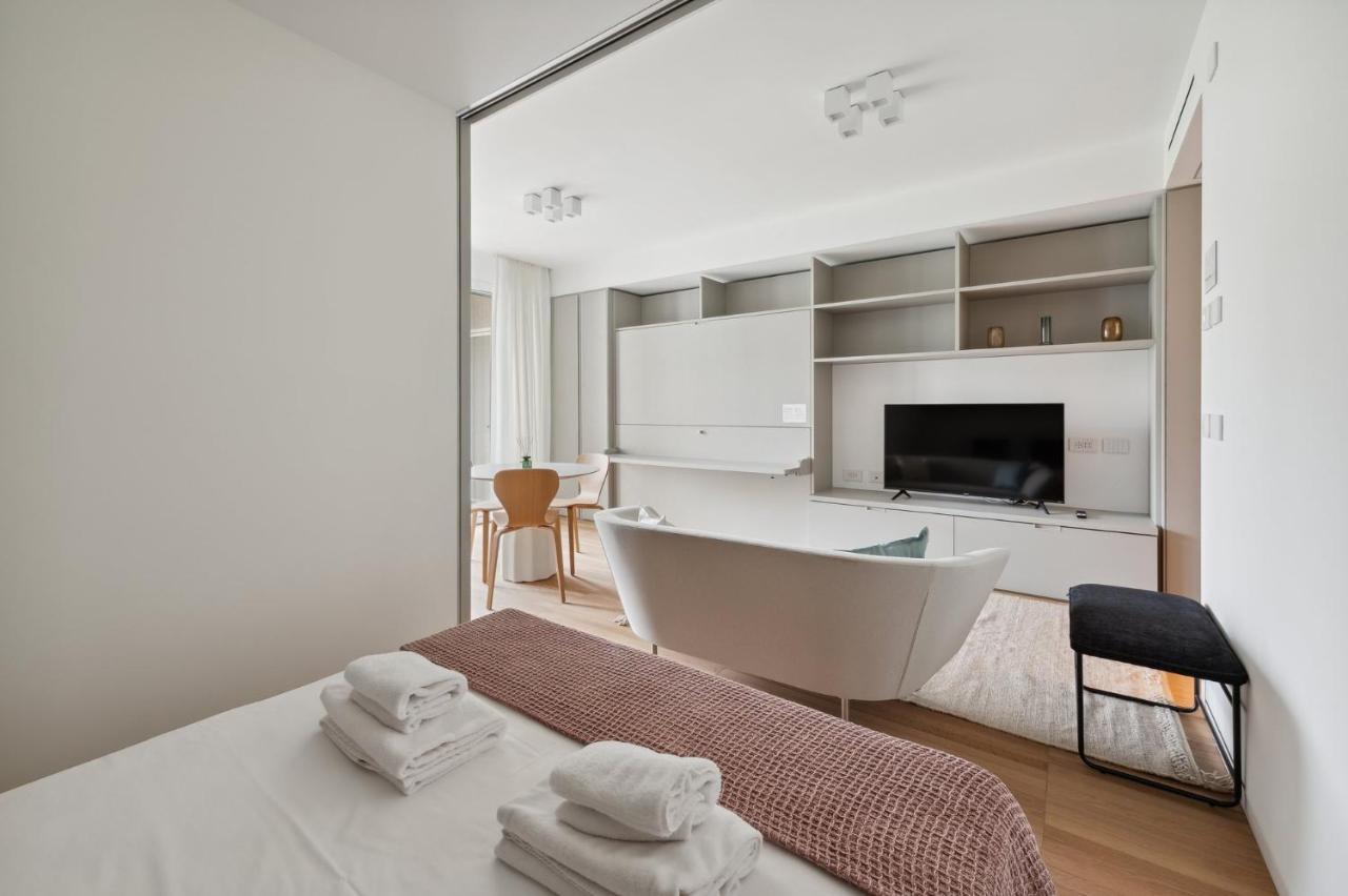 Limehome Milan Via Stresa Zewnętrze zdjęcie