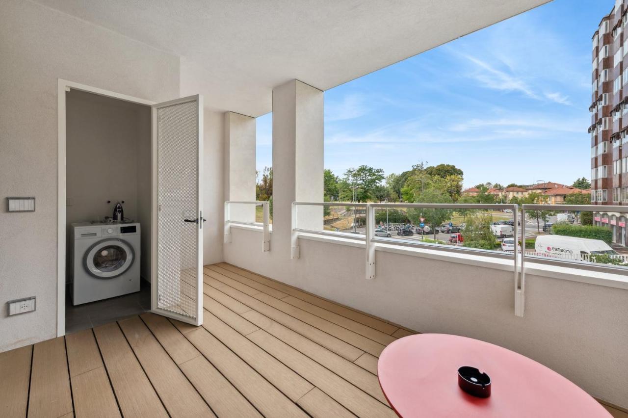 Limehome Milan Via Stresa Zewnętrze zdjęcie